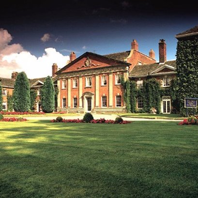 Mottram_Network's profile picture. Network with local, like-minded businesses at our fun and informal networking events! 🤝