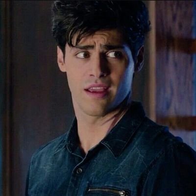 🍕Italian Girl🍕
🎀🦄5SOS➡MUKE🦄🎀
🌊🐧1D🐧🌊
💥SHADOWHUNTERS➡Malec💥