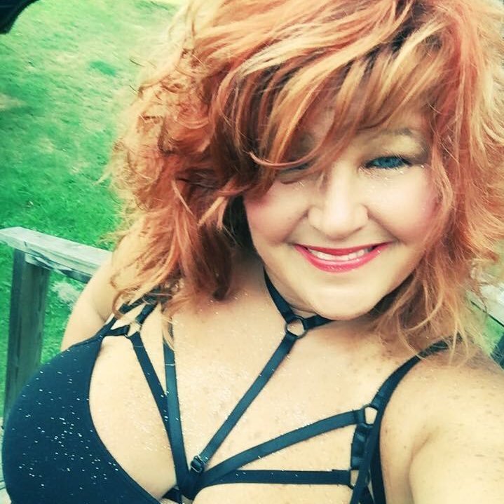 Pickerpoo's profile picture. I am just Terri Jo!!! Sweet down home southern girl that loves life!!!