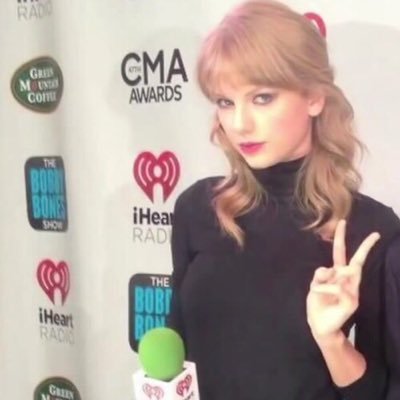 Iovemakemecrazy's profile picture. 