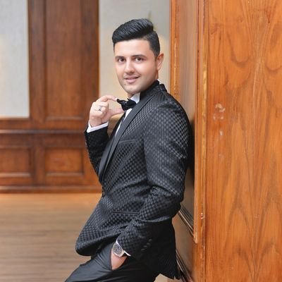 Actor، Song Writer, Photographer
شاعر العاطفة محمد السعيد
https://t.co/1XL2jgwDAr