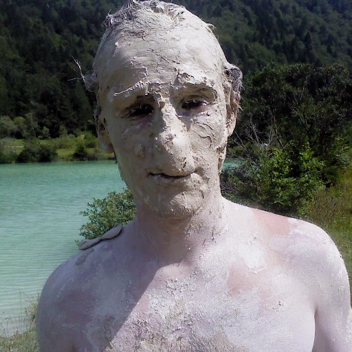 Yesmetoall's profile picture. 