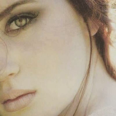 EP7SCsliTiMBe0y's profile picture. عبثت بالحب فضوﻵ..وليتني لم أفعل.