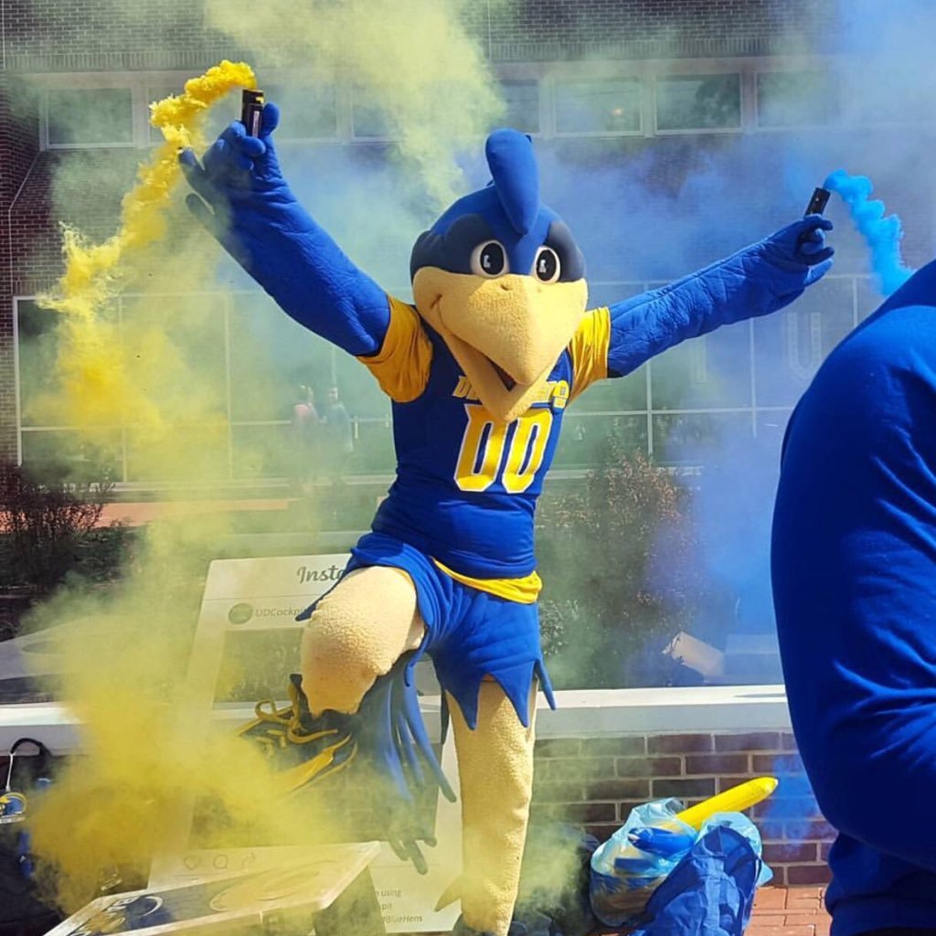 The 9 time UCA Mascot National Champion & Mascot Hall of Famer! This is the official Twitter of YoUDee, the University of Delaware's Fightin' Blue Hen!