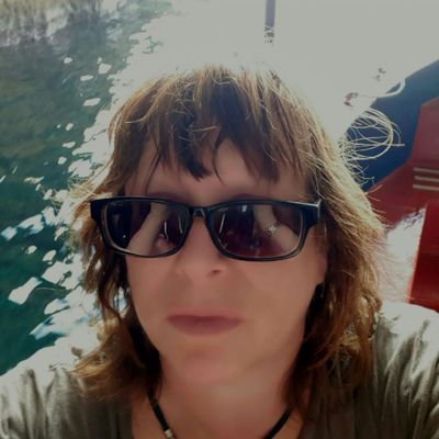 karen_knot's profile picture. 