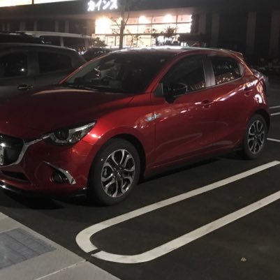 polecastbee's profile picture. 初めてみたまる。使い方微妙