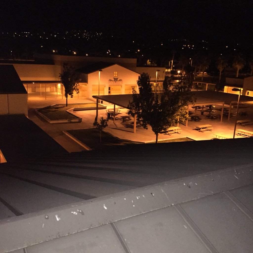 RoofTopJR's profile picture. Official twitter account of Roof Top JR