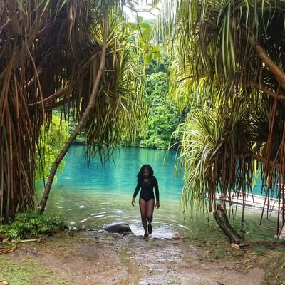 Travel blogger from 🇯🇲 Instagram: naturessweetescapes | Child of the Universe🌌  Art🎨 Music🎻 | Nature Girl🌴🐝🐤🐞🐜🐢🌳