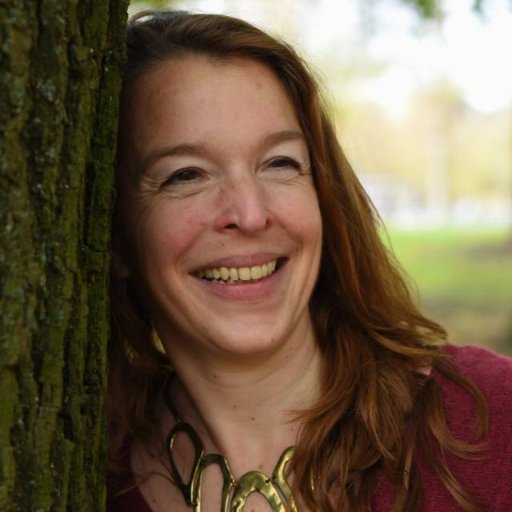 MarisKastelic's profile picture. onafhankelijke denker en doener | fan van ruimte | strategisch adviseur | katholiek | 🧡wandelen, metal, rugby | #topt