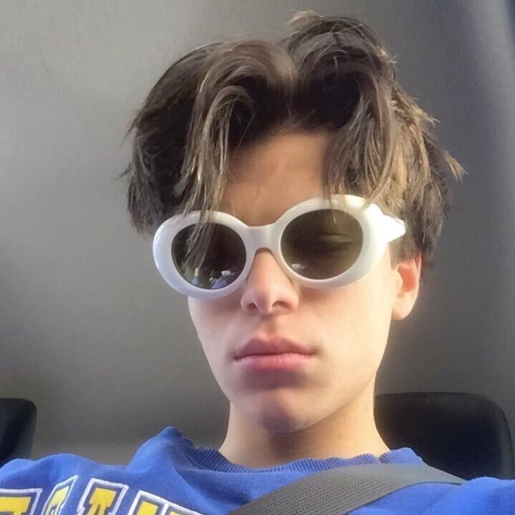 01kouta13's profile picture. 