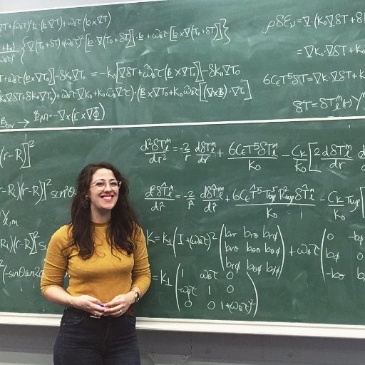 Astrophysicist ✨ Lecturer @UniOfYork • Multi-Award Winning Science Presenter • Badass • First Gen Student • She/Her/Time Lord 🚀
