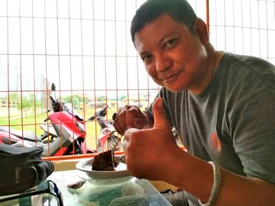 AbdoellahAde's profile picture. hard work hard play