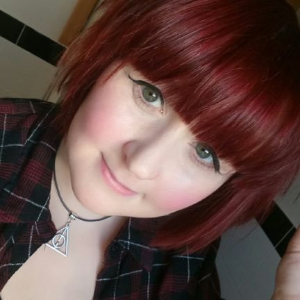 Amy_Tizzle's profile picture. It takes strength to be gentle and kind