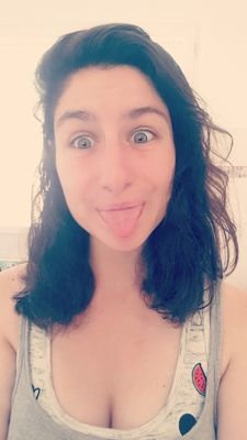 Graphic Designer & Web Designer Bretonne expatriée à #Cardiff 🏴