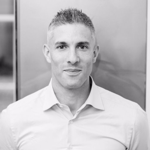 Multi Award Winning Lifestyle Planner, Director of @FirstWealthltd, creating confidence, inspiring ideas and giving freedom to live. Pirate. #whatmattersmost