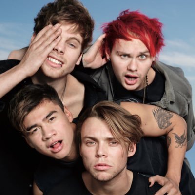 X5sos_fam's profile picture. I love 5sos more than I love books❣️🖤