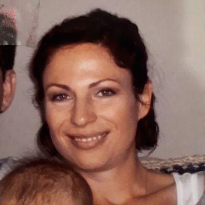 NadineLey31's profile picture. supporter of public education & public healthcare