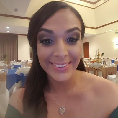 ivette_ortega's profile picture. Soñadora & trabajadora |
Marketera 😎💯 |
Máster en Dirección de la Comunicación Corporativa📣