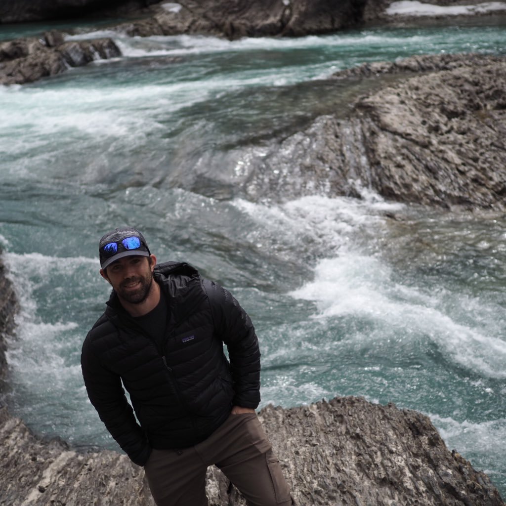 ginnis15's profile picture. 