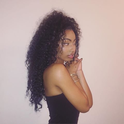 Rosesnrubis's profile picture. "As I whisper in your ear I wanna fucking tear you apart"