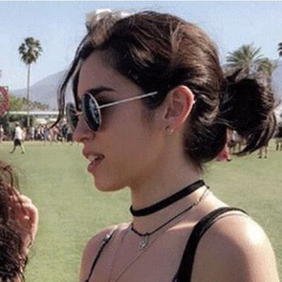 Beyjaureg's profile picture. Esse user foi feito para Reclamar da vida, e Falar de Séries e Pop.//
 🐧
tenho outro user segue lá: @MyouiHelo