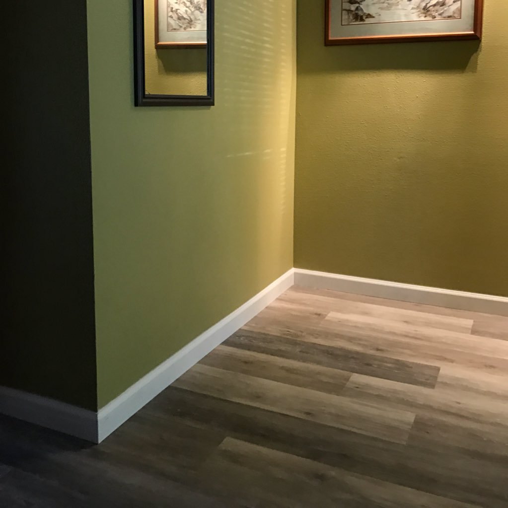 Licensed, Bonded, & Insured. ROC #317423 AZ Floor Masters does quality work and offers competitive pricing on products and installation throughout the valley.