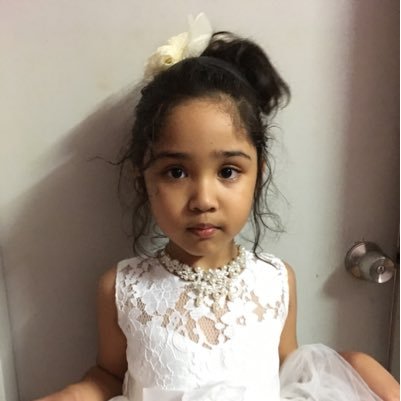 WanChintaAnnisa's profile picture. 