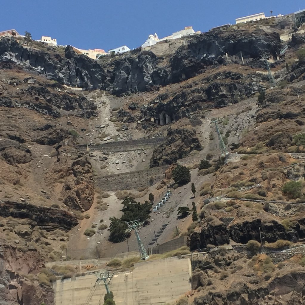 JoNowhere's profile picture. 