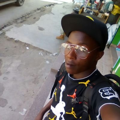 Frankyie17's profile picture. (AHAPPY GUY)