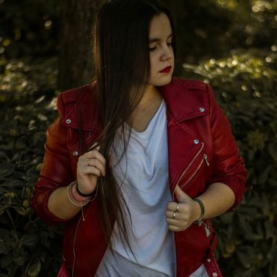 AnaGomezC96's profile picture. Estoy a prueba de ti 🎤
22.