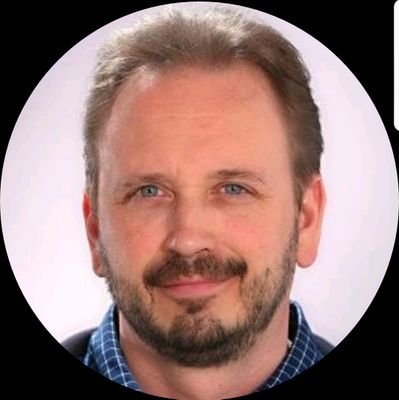 RapeliMarko's profile picture. CEO & entrepreneur. Business. Leadership. Growth. Purpose. Fun.