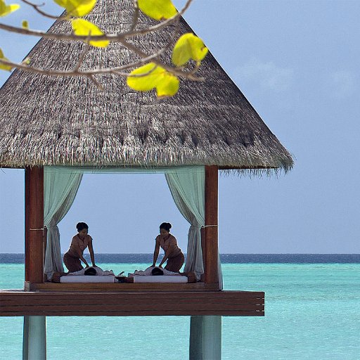 At http://t.co/qclRhyYhEJ we have long recognized the desire for many of our international travelers to stay in an overwater bungalows.