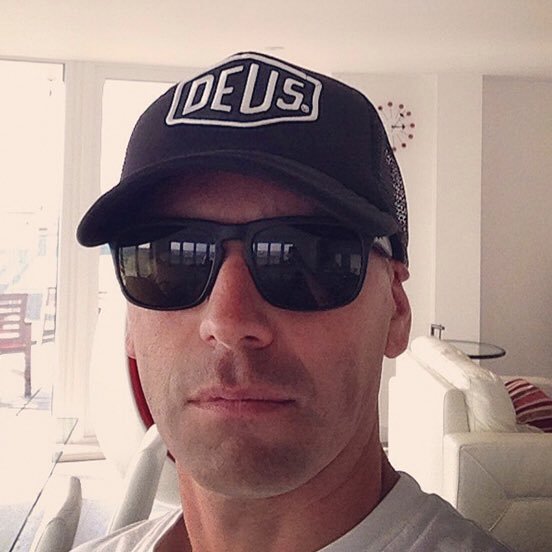 king_of_fuckall's profile picture. Daydreamer//Artist/Wannabe Pro Surfer//Disco Dancer//Graphic Designer//Delusional Musician