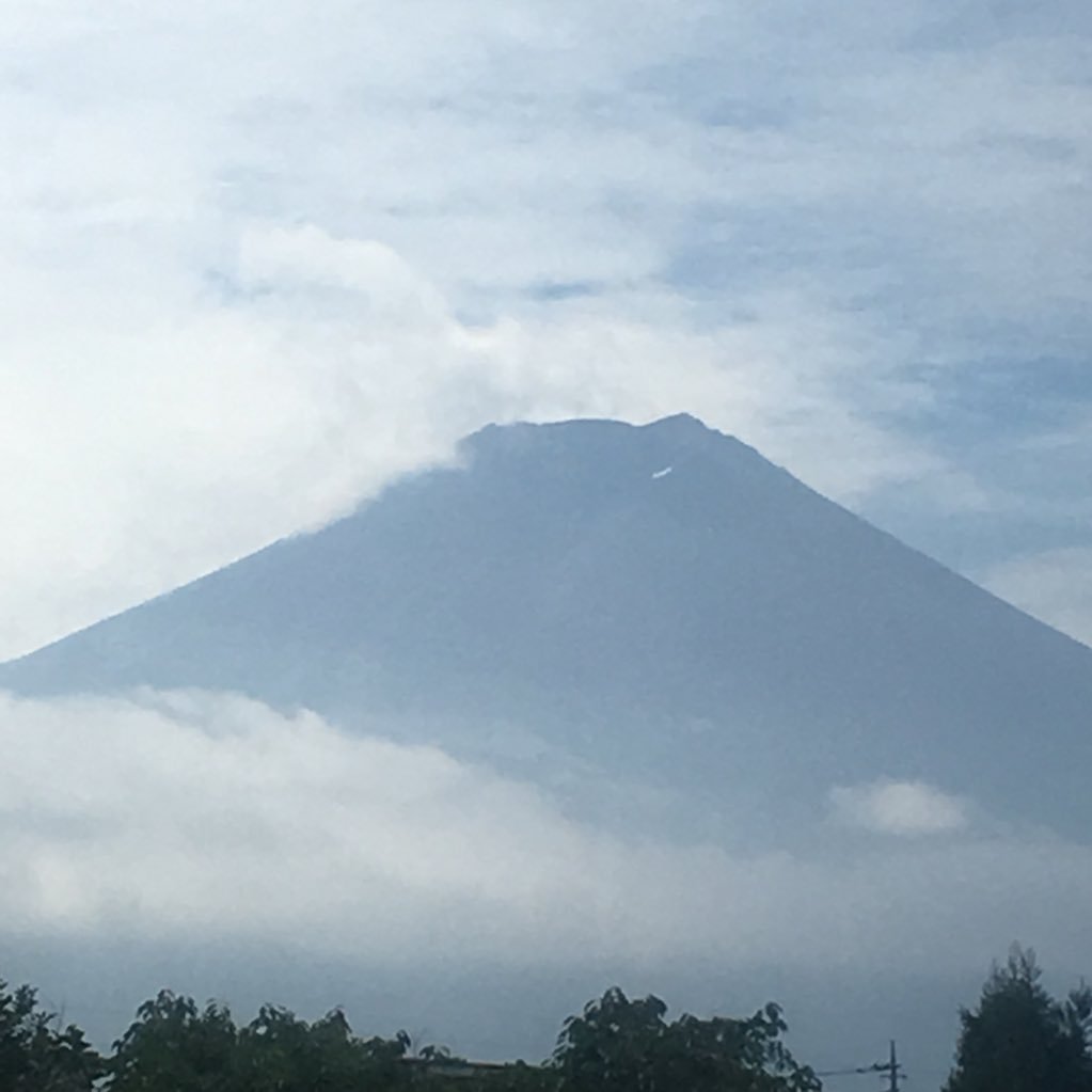 H2O19506472's profile picture. 世界自然遺産になりました 。これからも富士山を愛し続けてくださいね！