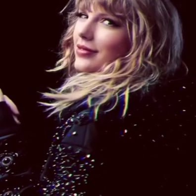 didsumthingbad's profile picture. //free follow// 🥀