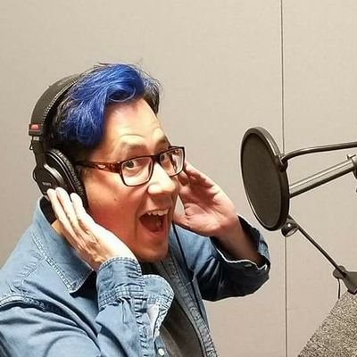 Voiceover actor, Improvisor, Singer, foreign language lover