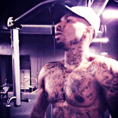 Letme_trainyou's profile picture. I'm building /working hard for that day off ✈️ things of my interest Fitness, 👻noo_sleeep Ig/letme_trainyou_ #personaltrainer