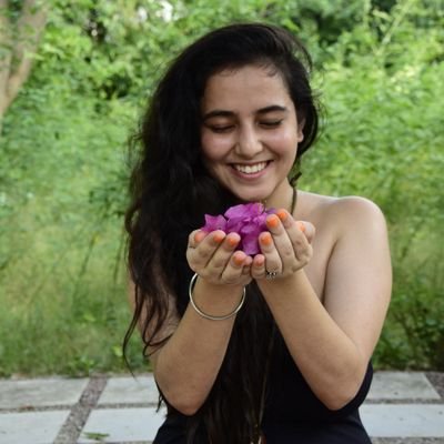 kashiyogagirl's profile picture. Yoga Practitioner🙏🤸