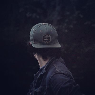 robertsanidiot's profile picture. mind your business