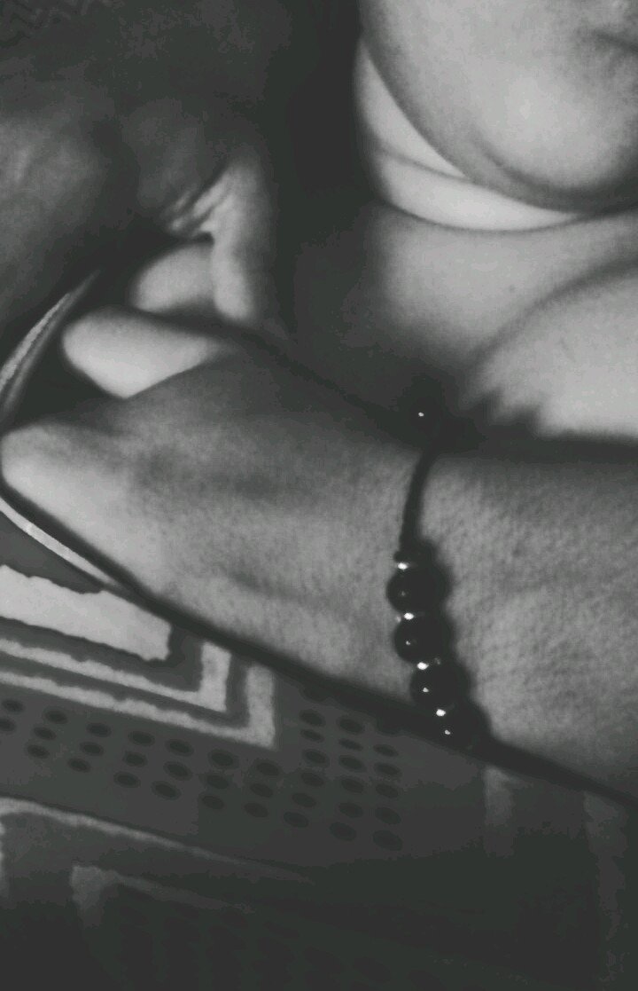 Somos pareja swinger joven de killa ella 24 y el 31 buscamos parejas y mujeres bi si desean algo real escribir imbox .cuenta manejada x ambos
