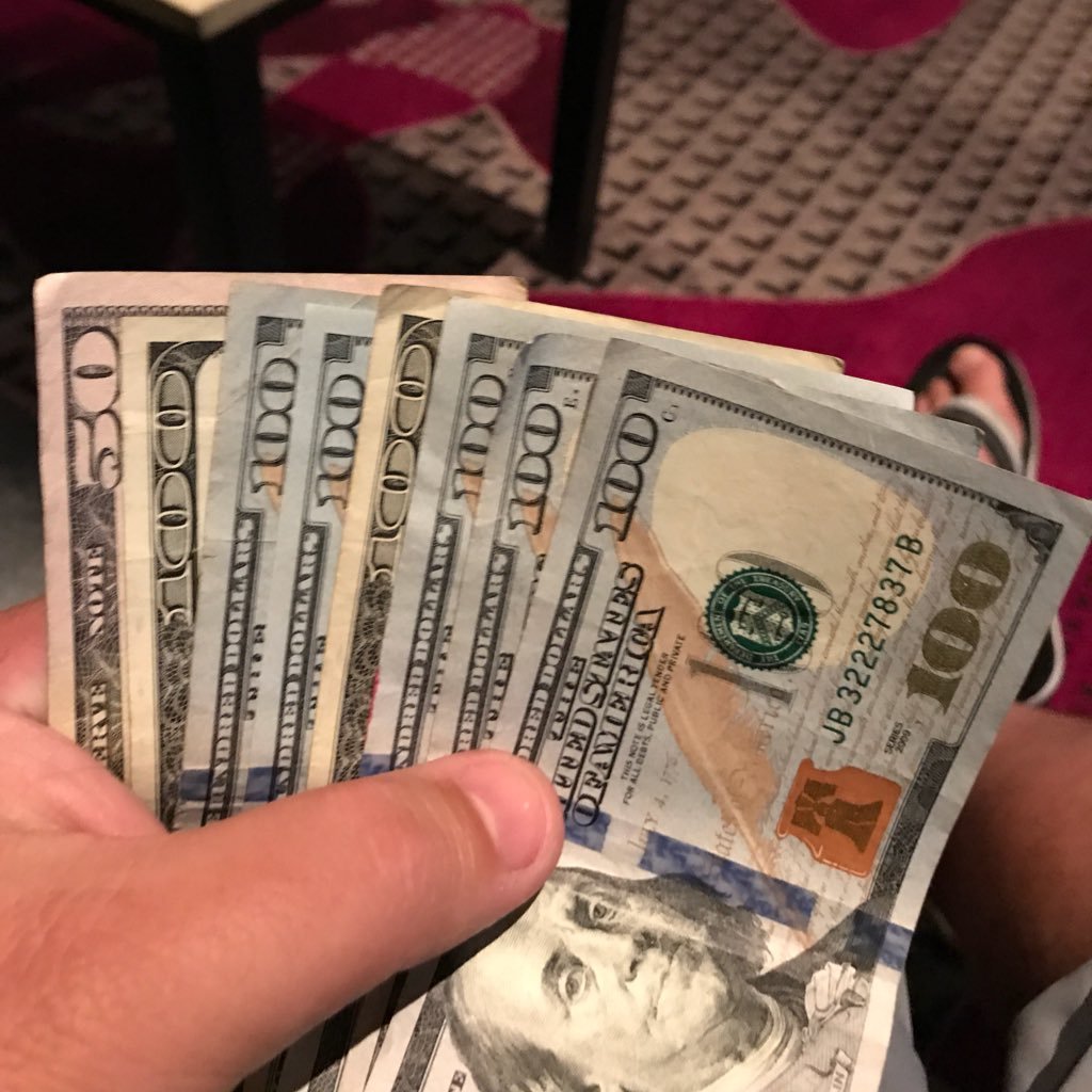 therealjholly1's profile picture. 