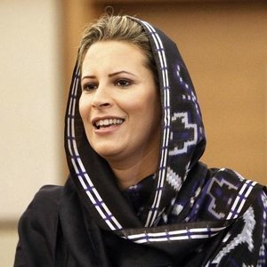 الله أكبر. أنا هنا على تويتر فقط للاتصالات التجارية. بارك الله عليك كما تتعاون معي.