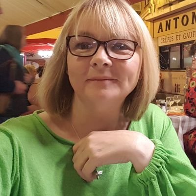 Daughter, wife, mum. Dyspraxic bureaucrat. Servant leader. Scouser by marriage. Embracing the chaos.