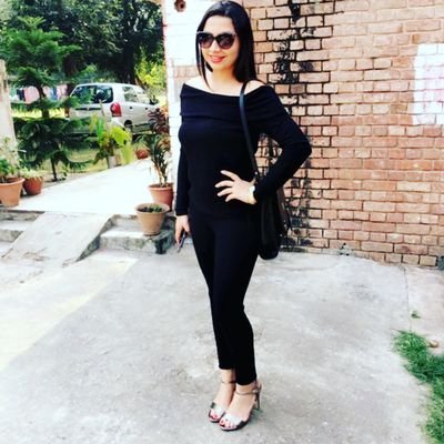 Fashion designer to be😎
Home scientist🏘
Life lover