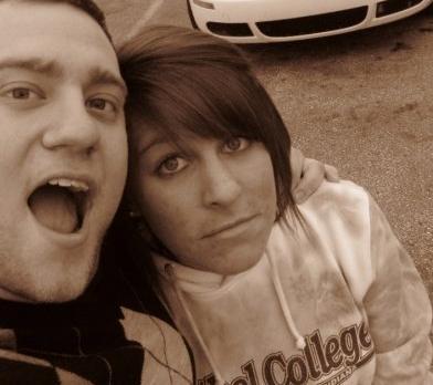 Linzerlou's profile picture. Sometimes I tweet... sometimes I don't.