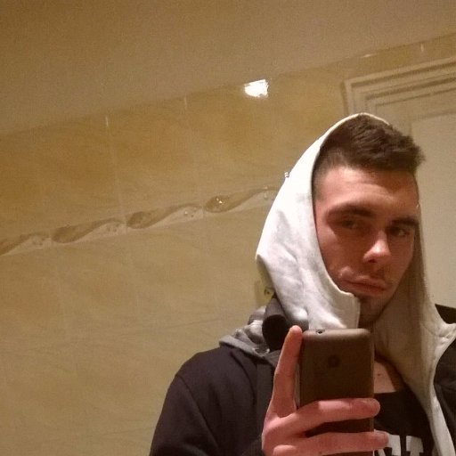 VolajMaLoLo's profile picture. 