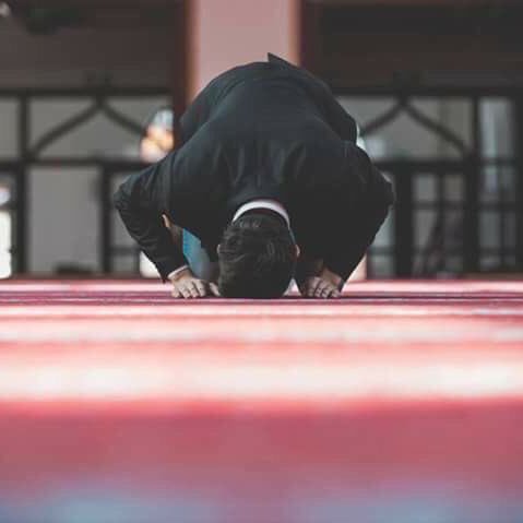 kW8JXQjXCd1gTuh's profile picture. يا رب توفيقك 💔