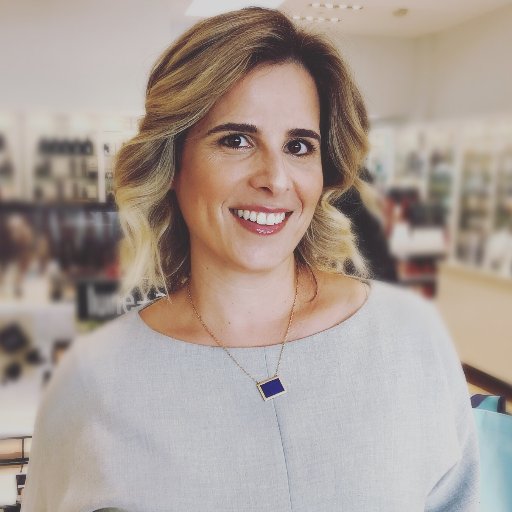 Founder, Fashion Trends Daily. Hear my weekly show The Styled Side on NPR affiliate KPCC. Former W Coast retail editor at WWD, Style Editor at The Japan Times.