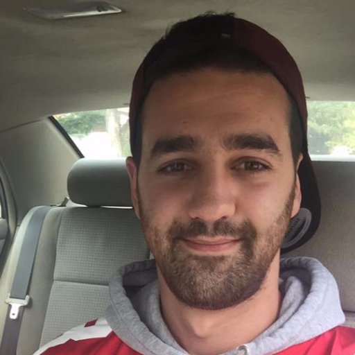 SlingshotYt's profile picture. Youtuber Franco/Américain actif dans la communauté Rust.