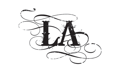 Filling you tweethearts in on everything US, L.A and the latest gossip! ;)